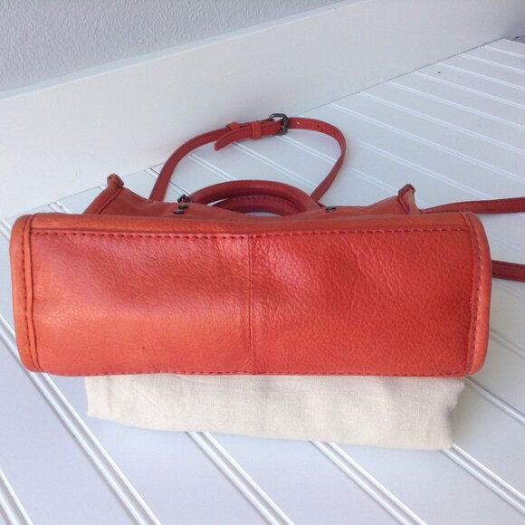 ⭐AMERICAN LEATHER CO 100% GENUINE LEATHER PURSE in Orange⭐ - Picture 5 of 6